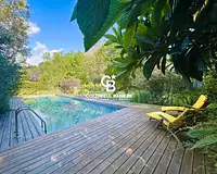 Maison, 240 m²