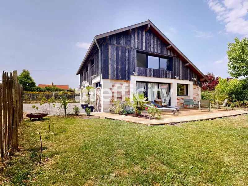 Maison, 160 m²