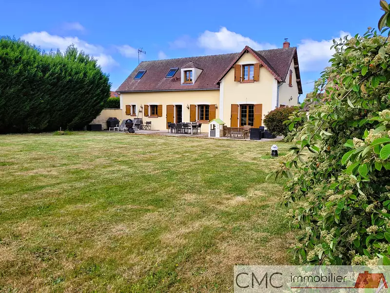 Maison, 144 m²