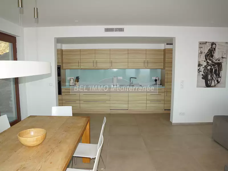 Maison, 300 m²
