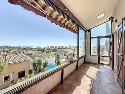 Maison, 144 m²