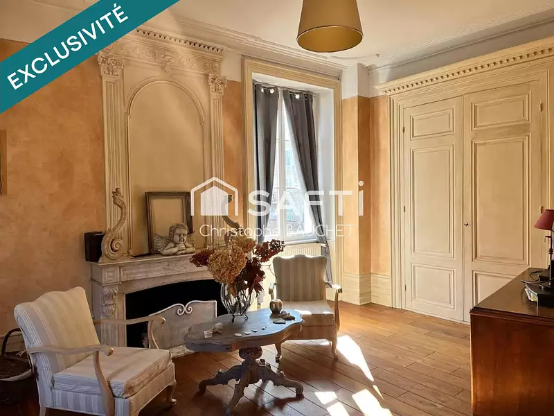 Maison, 275 m²