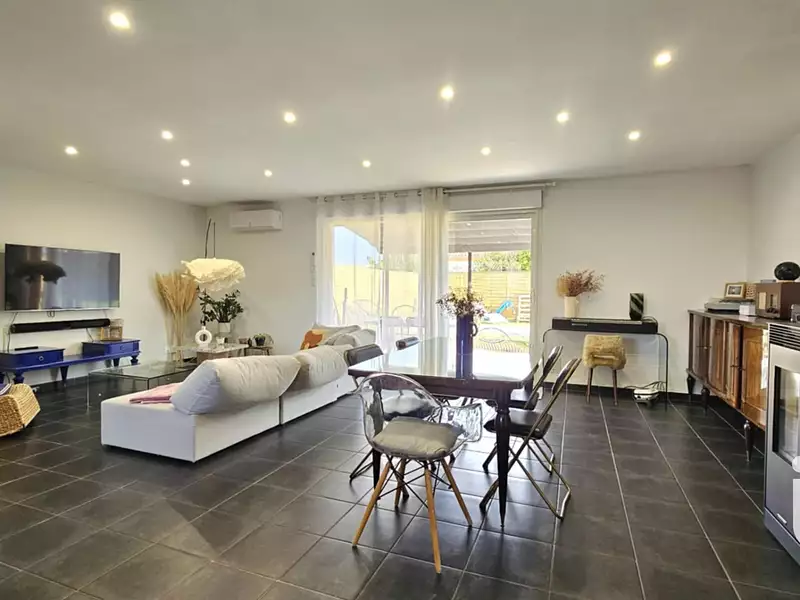 Maison, 120 m²
