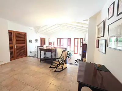 Maison, 320 m²