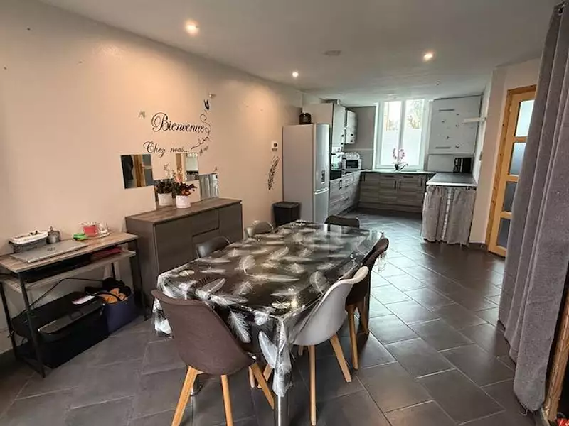 Maison, 102 m²