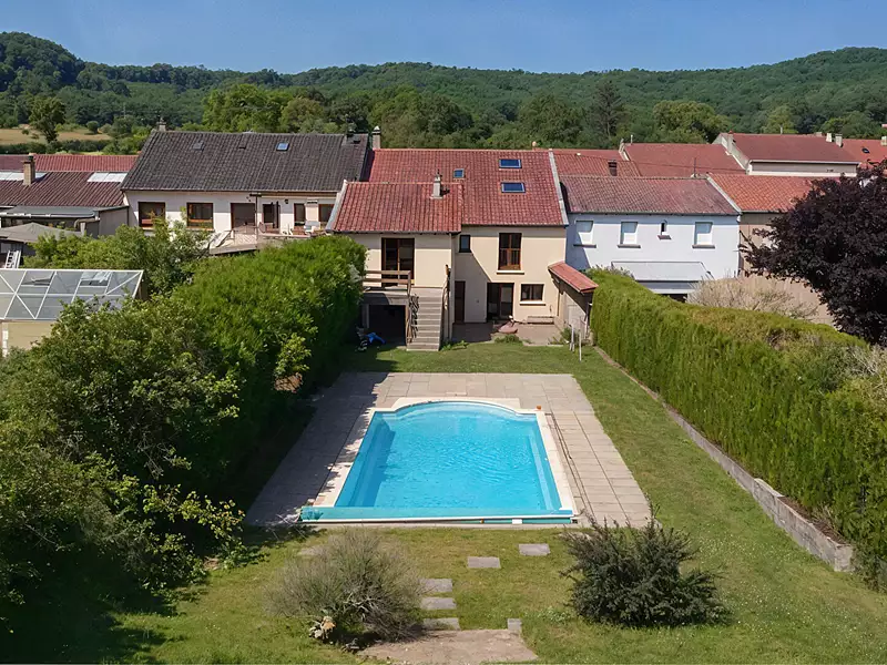 Maison, 269 m²