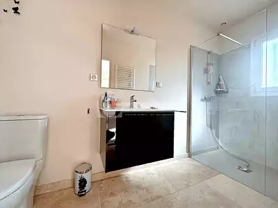 Maison, 250 m²