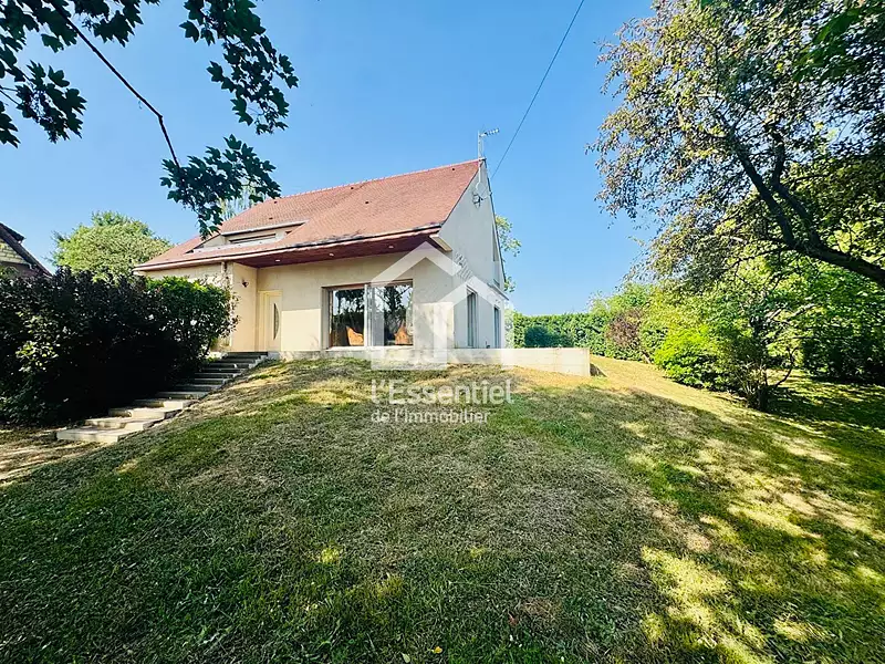Maison, 180 m²