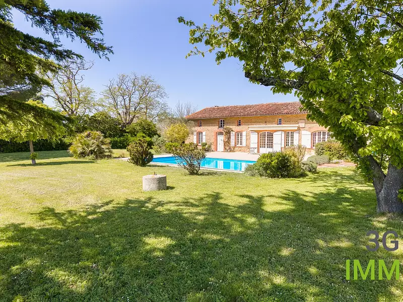 Maison, 340 m²