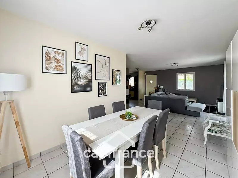 Maison, 92 m²
