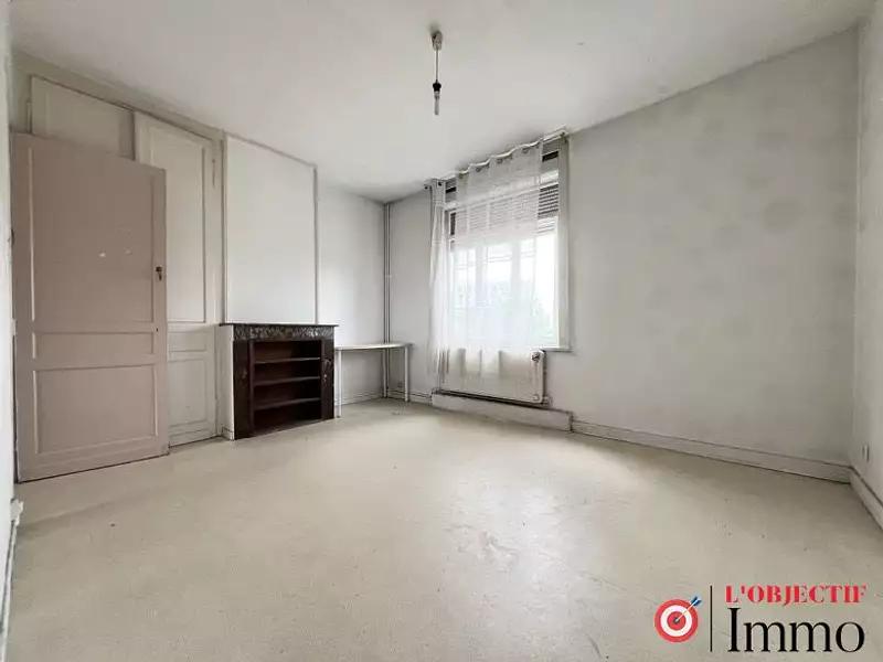 Immeuble, 150 m²