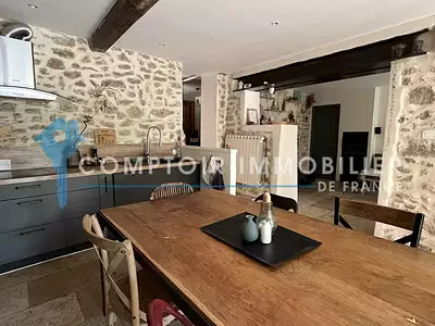 Maison, 212 m²