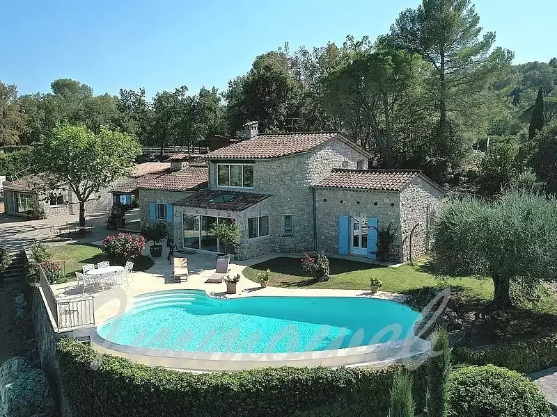 Maison, 200 m²