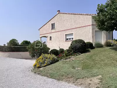 Maison, 270 m²