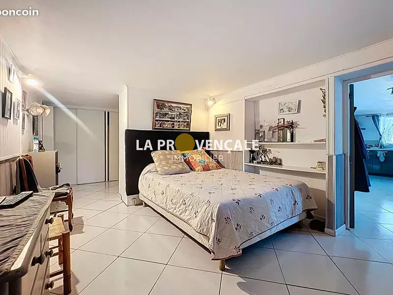 Maison, 160 m²