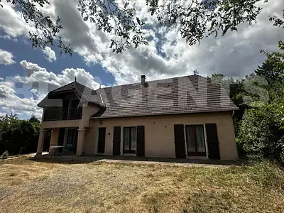 Maison, 233 m²