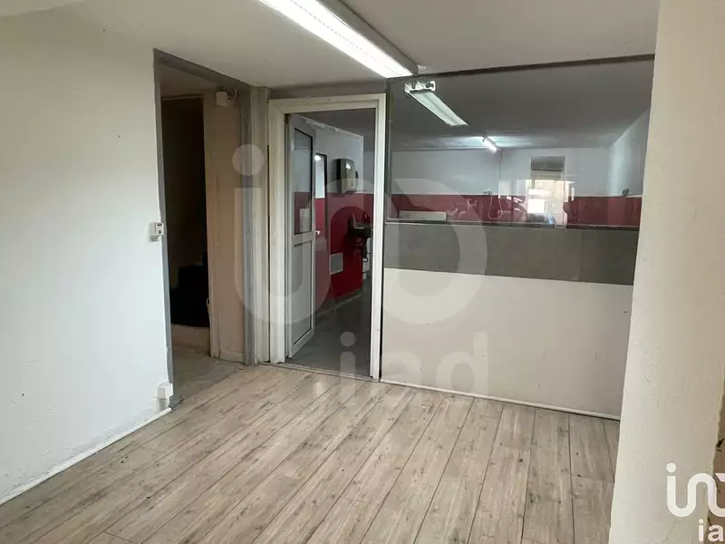 Divers, 210 m²