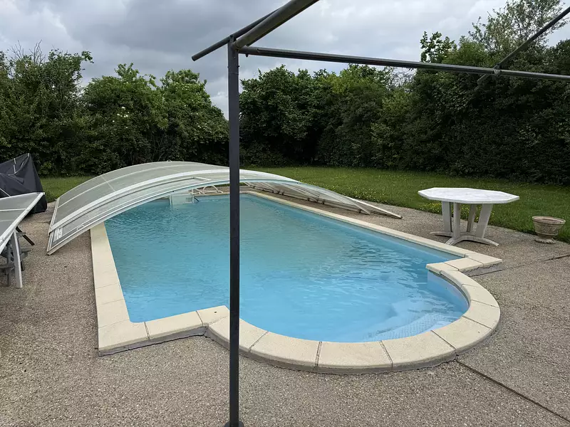 Maison, 280 m²
