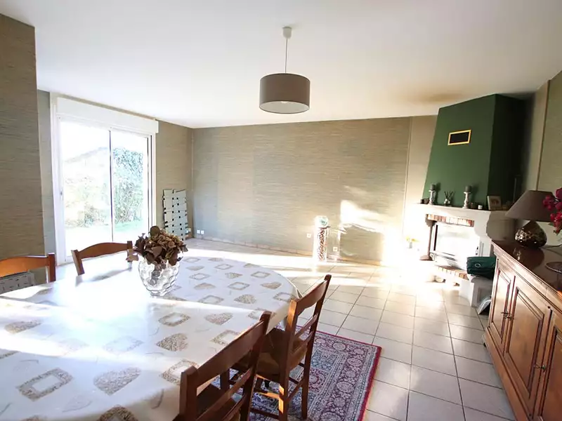 Maison, 137 m²