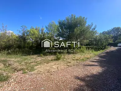 Terrain, 920 m²