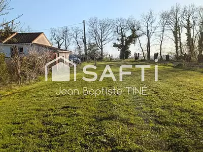 Terrain, 850 m²