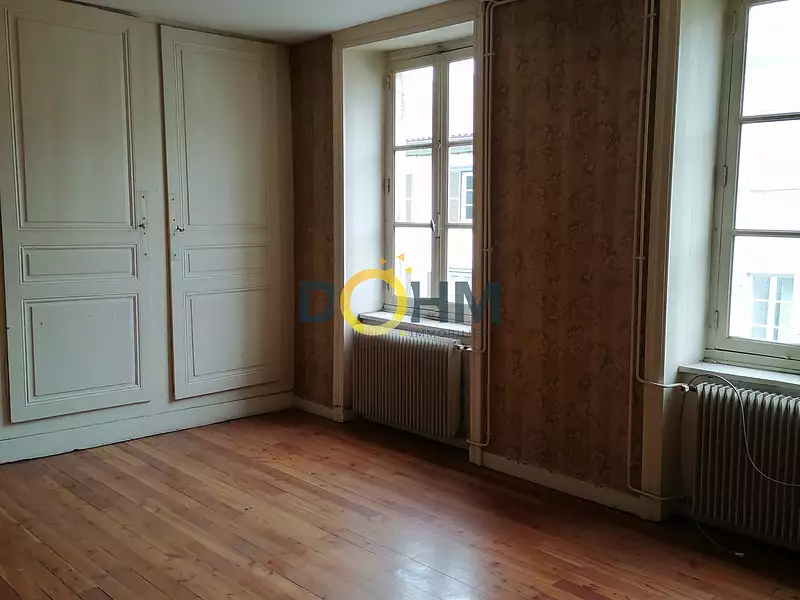 Immeuble, 105 m²