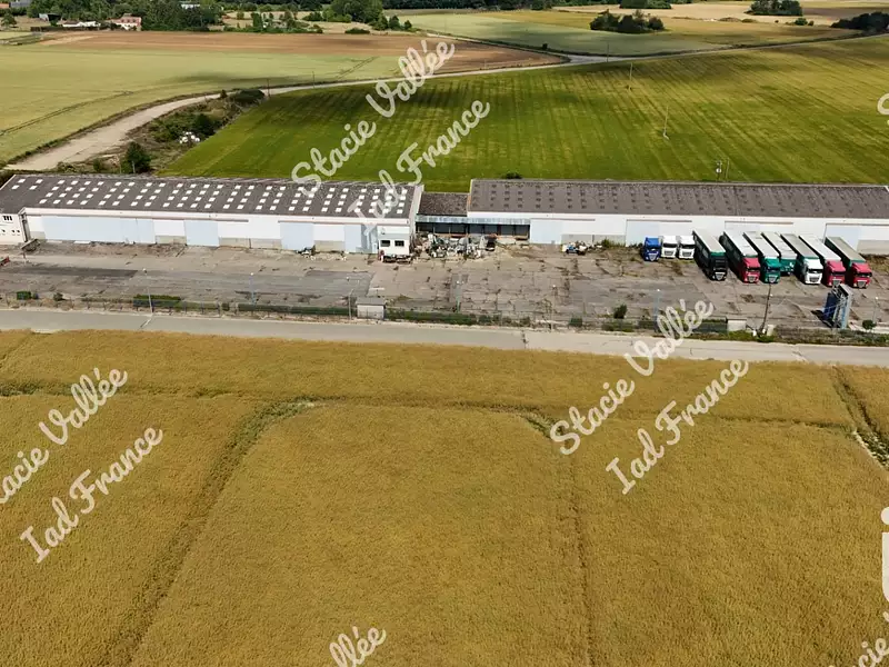 Immeuble, 1 283 m²