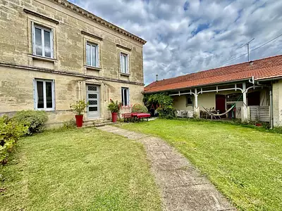 Maison, 245 m²