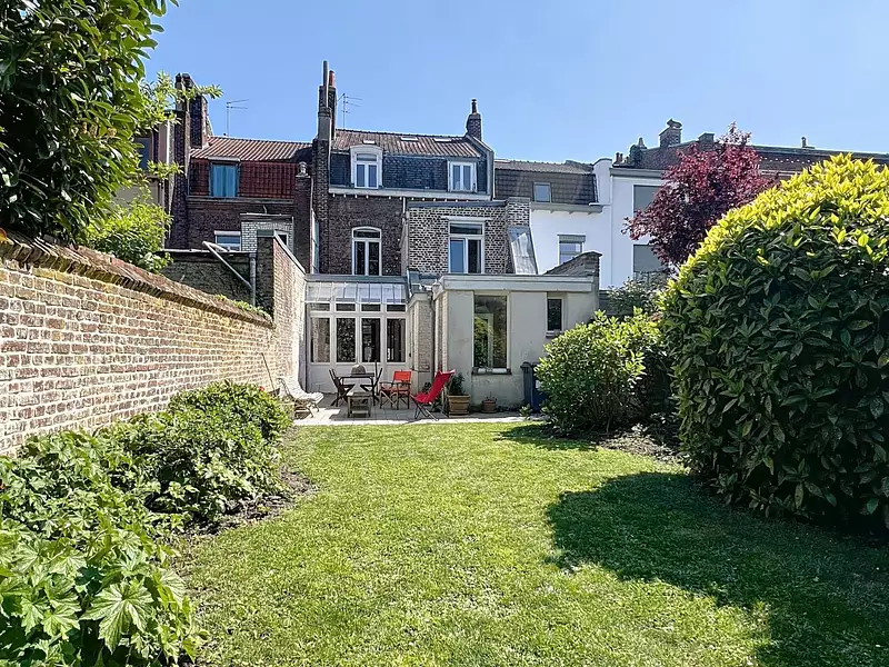 Maison, 255 m²