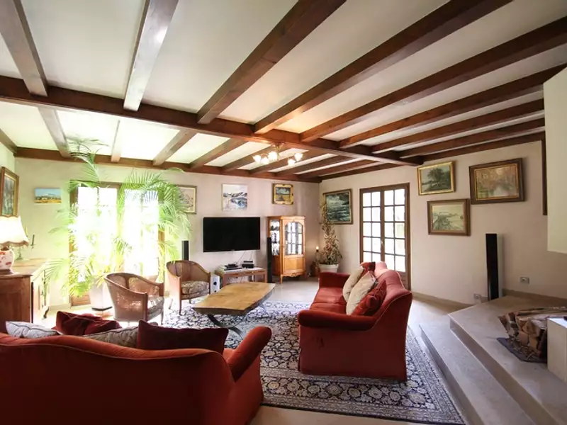 Maison, 256 m²