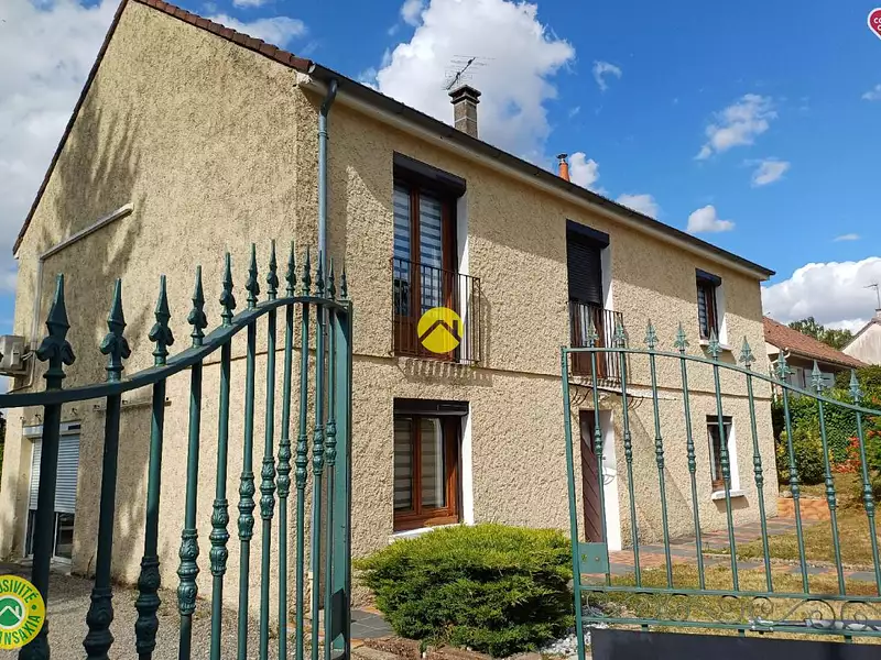 Maison, 155 m²