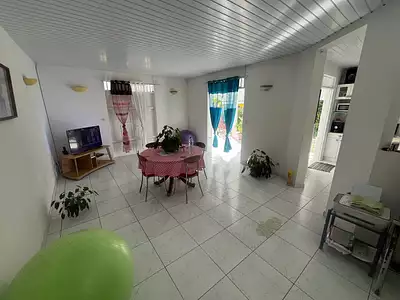 Maison, 230 m²