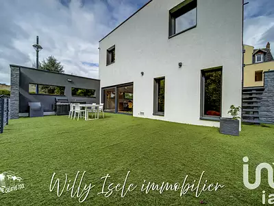 Maison, 330 m²