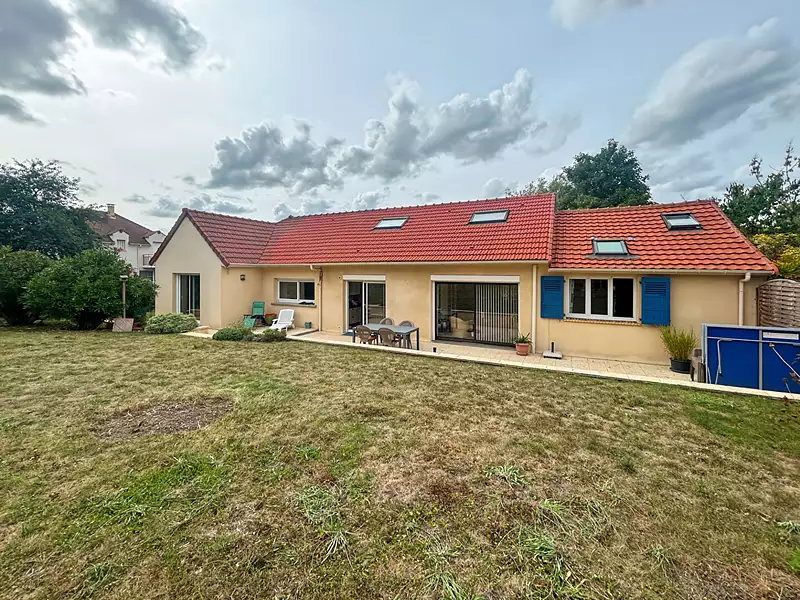 Maison, 170 m²