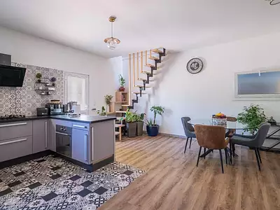 Maison, 260 m²