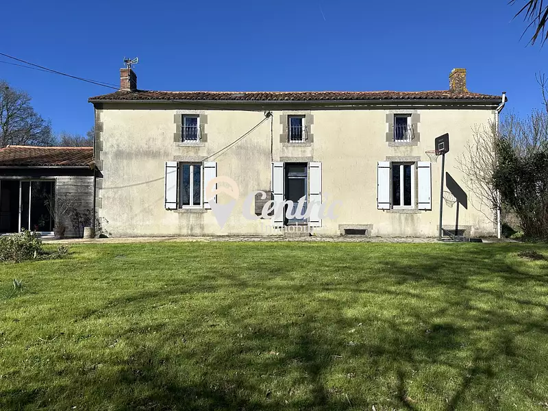 Maison, 160 m²