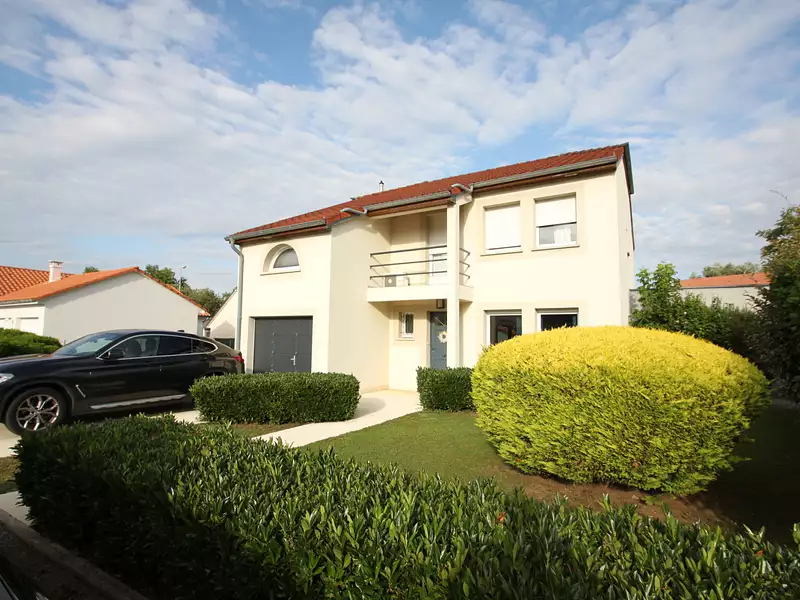 Maison, 195 m²