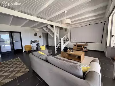 Maison, 153 m²