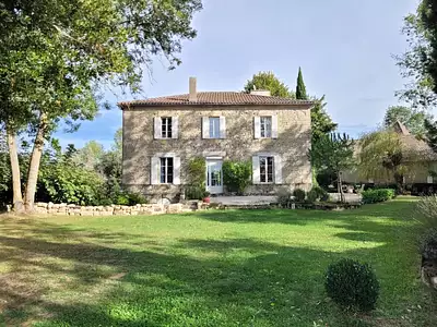 Maison, 255 m²