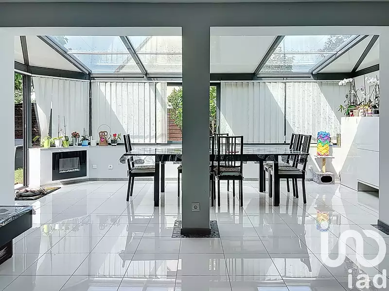 Maison, 93 m²