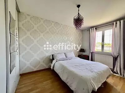 Maison, 197 m²
