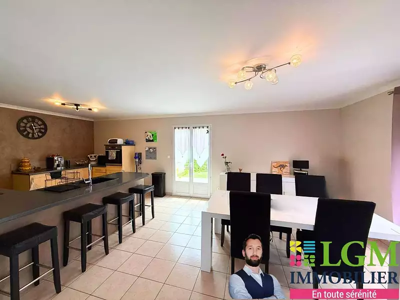 Maison, 90 m²