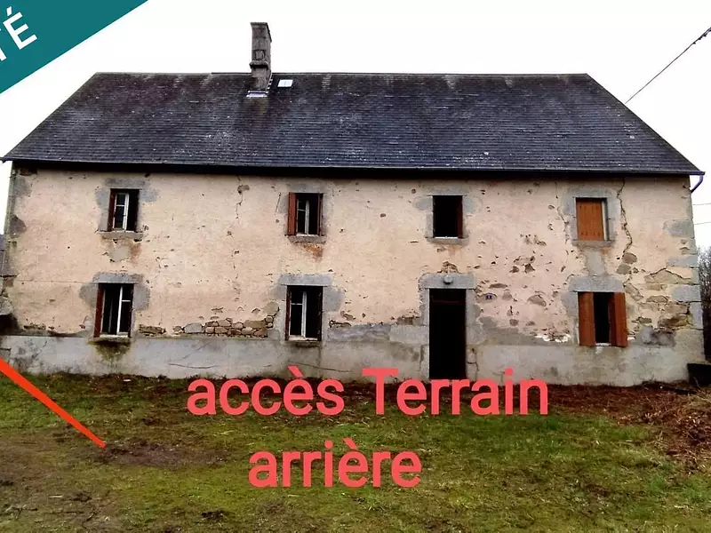 Maison, 1 920 m²