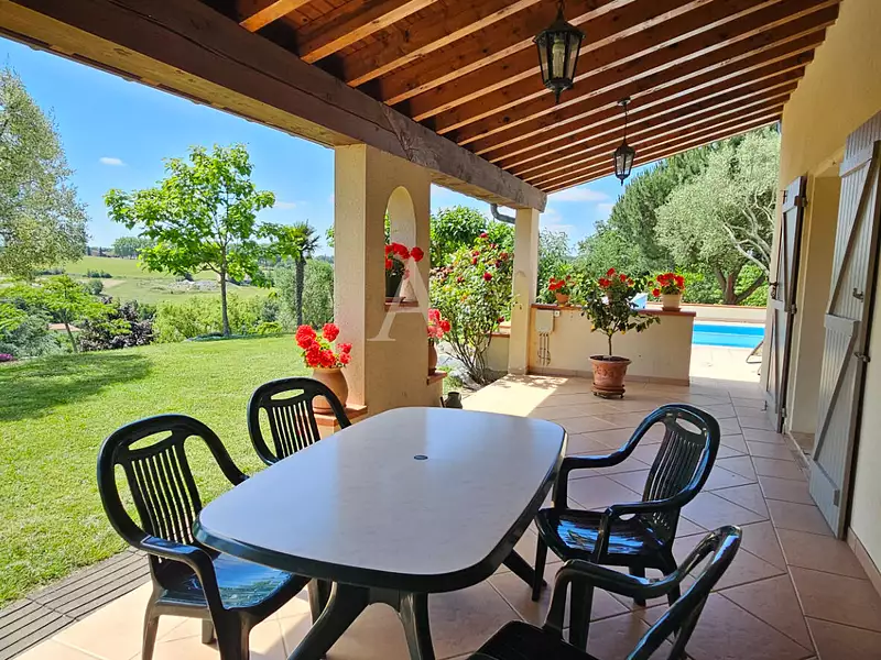 Maison, 310 m²
