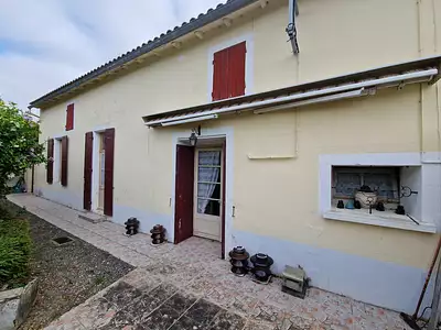 Maison, 96 m²