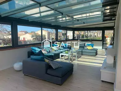 Maison, 353 m²