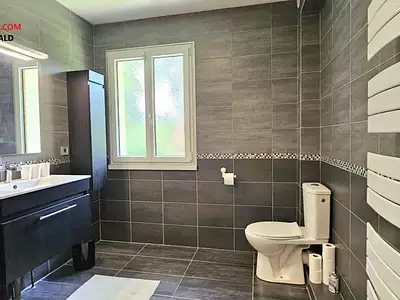 Maison, 250 m²
