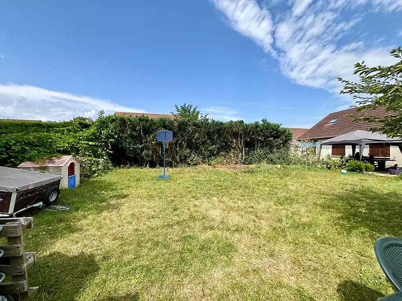 Terrain, 231 m²