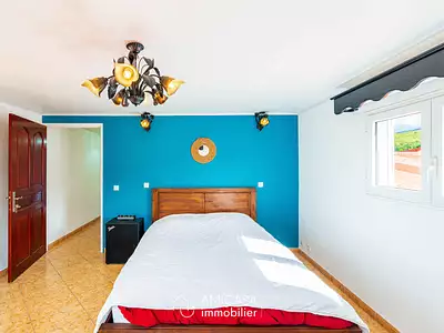 Maison, 245 m²