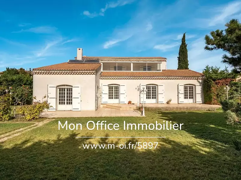 Maison, 168 m²